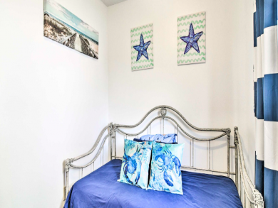 Indian Rocks Condo Near Beach